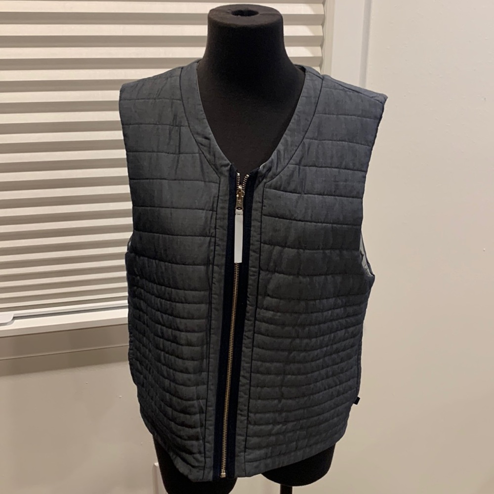 Lululemon reversible vest